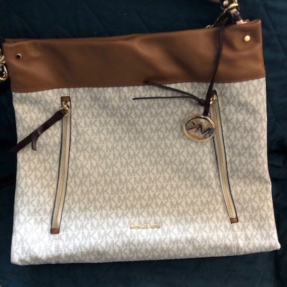 Hobo Bag / Satchel - Picture 1 of 2